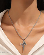 Load image into Gallery viewer, Black Arrowhead Necklace - TITANIUM STEEL - Jewelry - Katana