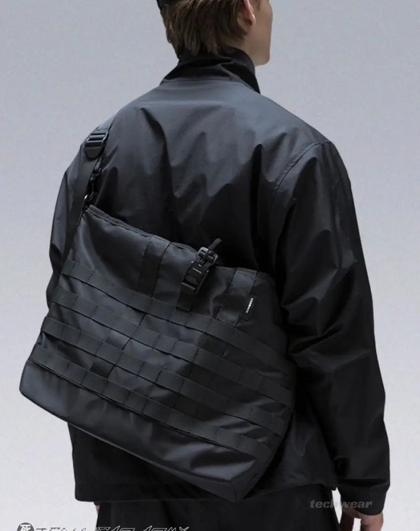 Techwear Tote Bag - ONE-SIZE / BLACK - Backpacks -