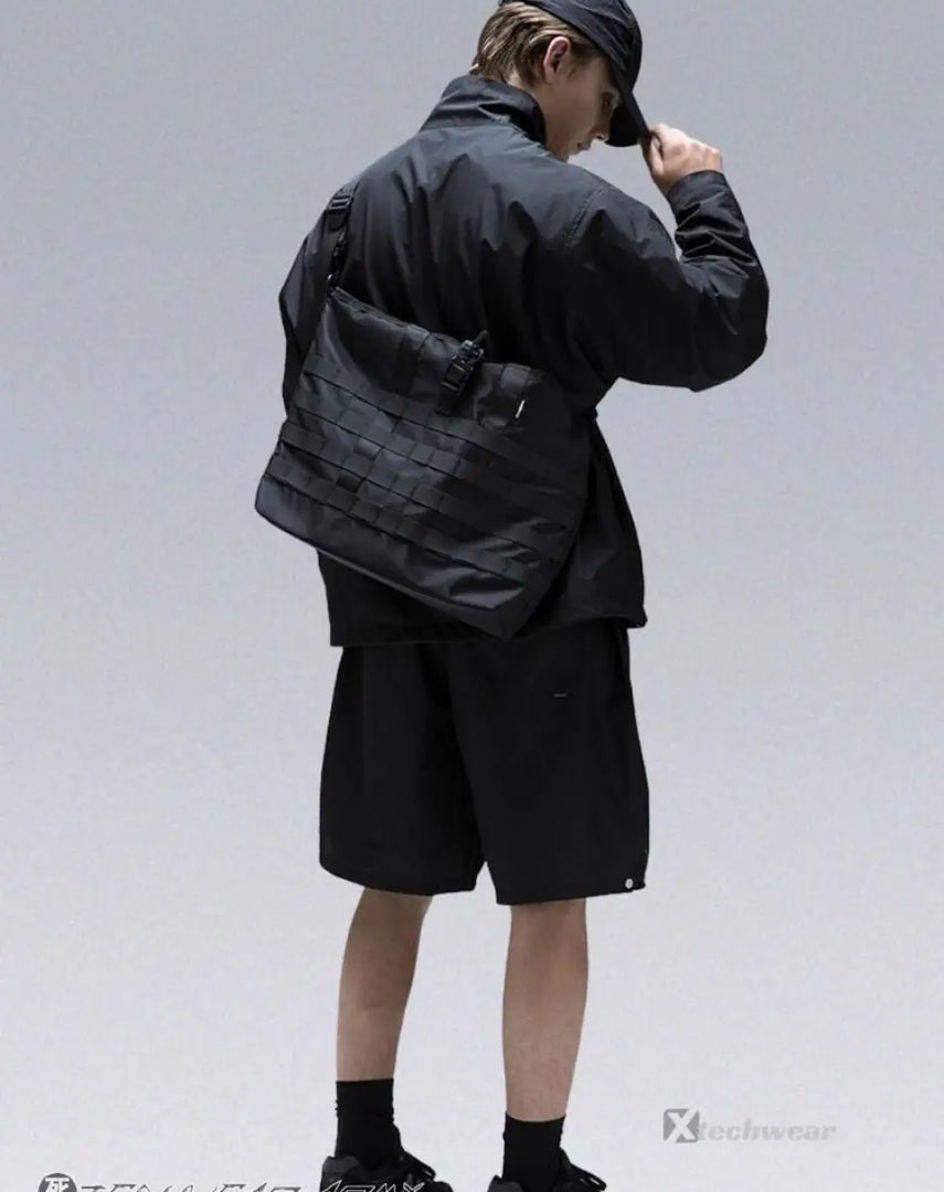 Techwear Tote Bag - ONE-SIZE / BLACK - Backpacks -