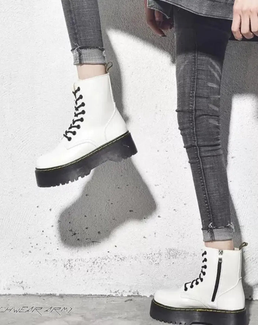 Women’s White Techwear Streetwear Combat Boots - Shoes Women