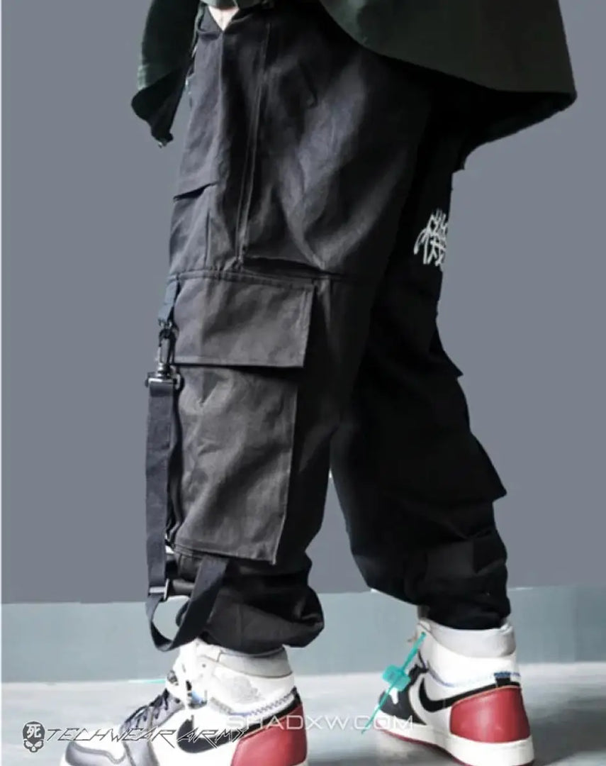 Techwear Cargo Pants Sewing Pattern - BLACK / M - Clothing -